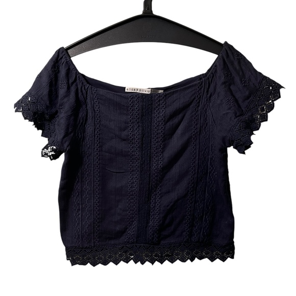 Alice + Olivia Jules Off the Shoulder Navy Top Size Medium - Picture 2 of 9